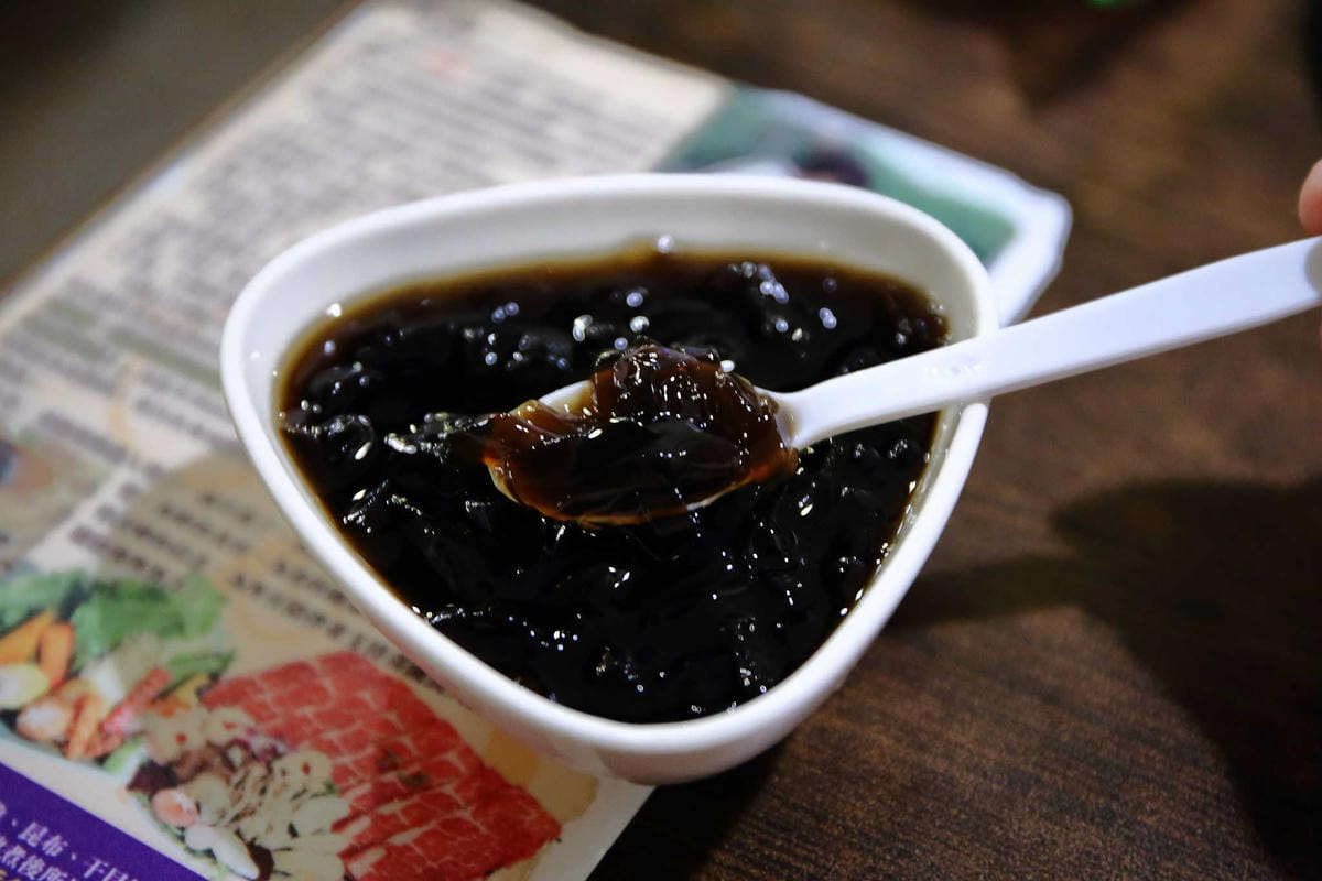 【食。新莊】喜園風味涮涮鍋〜新莊火鍋推薦！人氣老字號火鍋店海陸大餐，涮涮鍋界的LV！