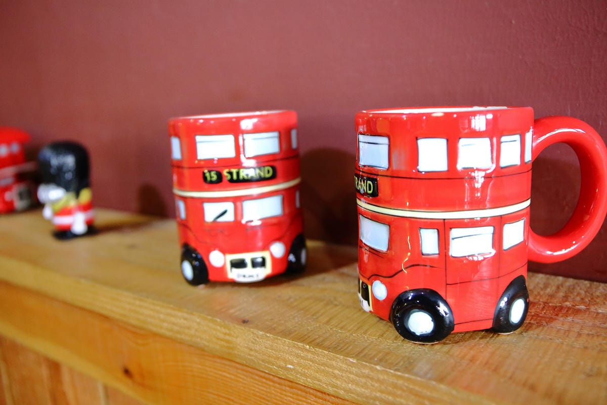 【食。新竹】紳士帽英式主題餐廳〜英國風親子寵物友善餐廳，英倫風X鄉村風X摩登帽IG拍照，品嘗著異國料理的滋味(已歇業)