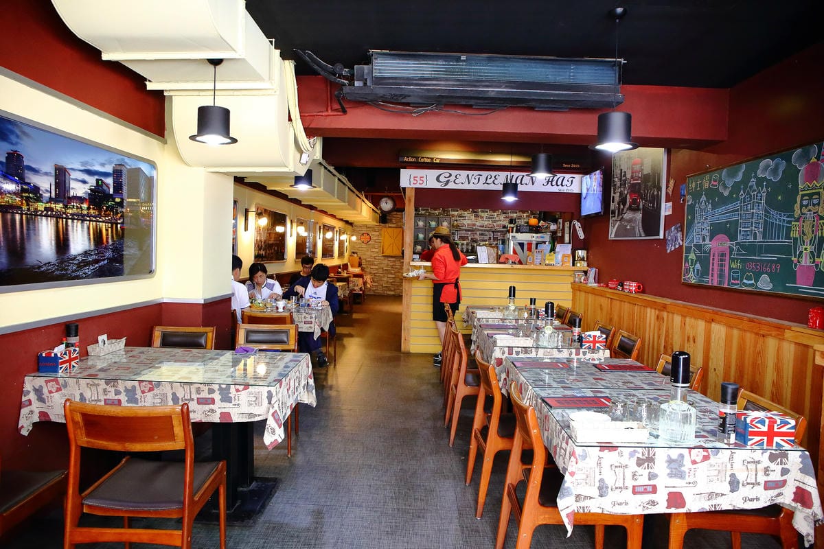 【食。新竹】紳士帽英式主題餐廳〜英國風親子寵物友善餐廳，英倫風X鄉村風X摩登帽IG拍照，品嘗著異國料理的滋味(已歇業)