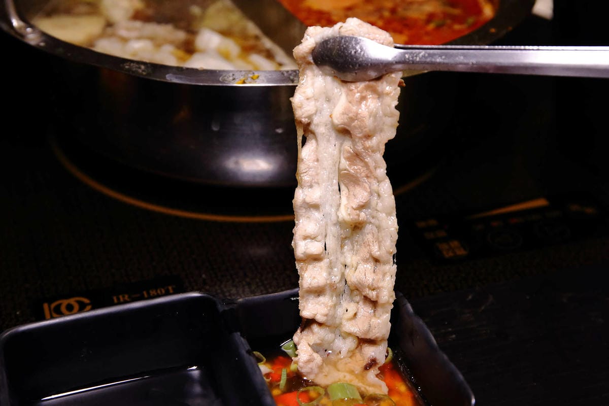 【食。中壢】柚子元壽喜燒〜中壢壽喜燒吃到飽。平價吃到飽超值首選，肉食主義者天堂，壽喜燒、火鍋一次滿足！(已歇業)