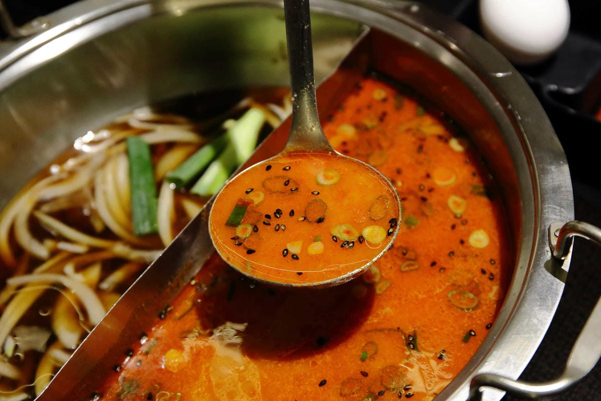 【食。中壢】柚子元壽喜燒〜中壢壽喜燒吃到飽。平價吃到飽超值首選，肉食主義者天堂，壽喜燒、火鍋一次滿足！(已歇業)