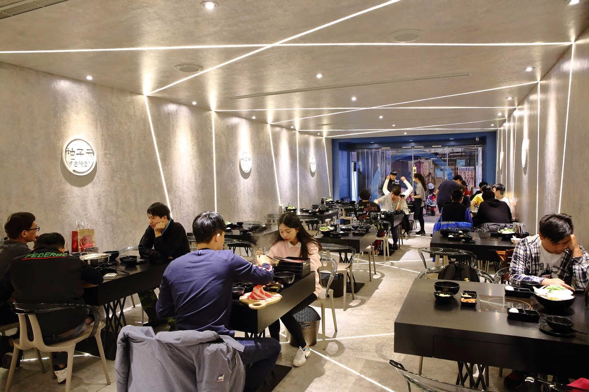 【食。中壢】柚子元壽喜燒〜中壢壽喜燒吃到飽。平價吃到飽超值首選，肉食主義者天堂，壽喜燒、火鍋一次滿足！(已歇業)