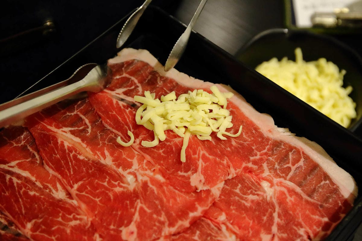 【食。中壢】柚子元壽喜燒〜中壢壽喜燒吃到飽。平價吃到飽超值首選，肉食主義者天堂，壽喜燒、火鍋一次滿足！(已歇業)