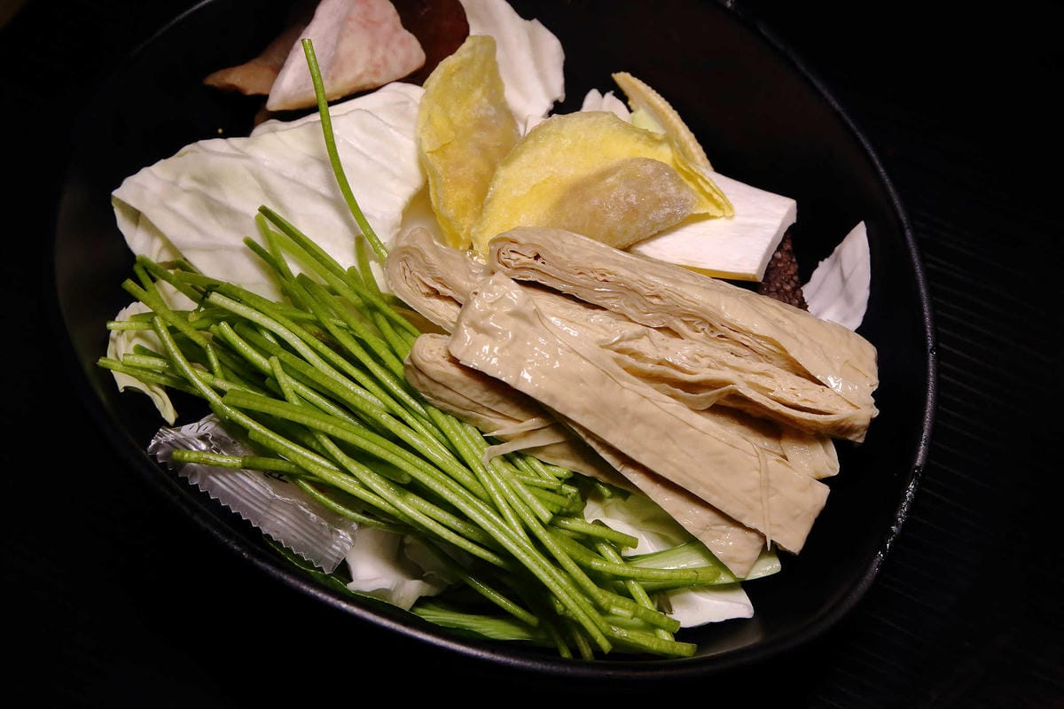 【食。中壢】柚子元壽喜燒〜中壢壽喜燒吃到飽。平價吃到飽超值首選，肉食主義者天堂，壽喜燒、火鍋一次滿足！(已歇業)