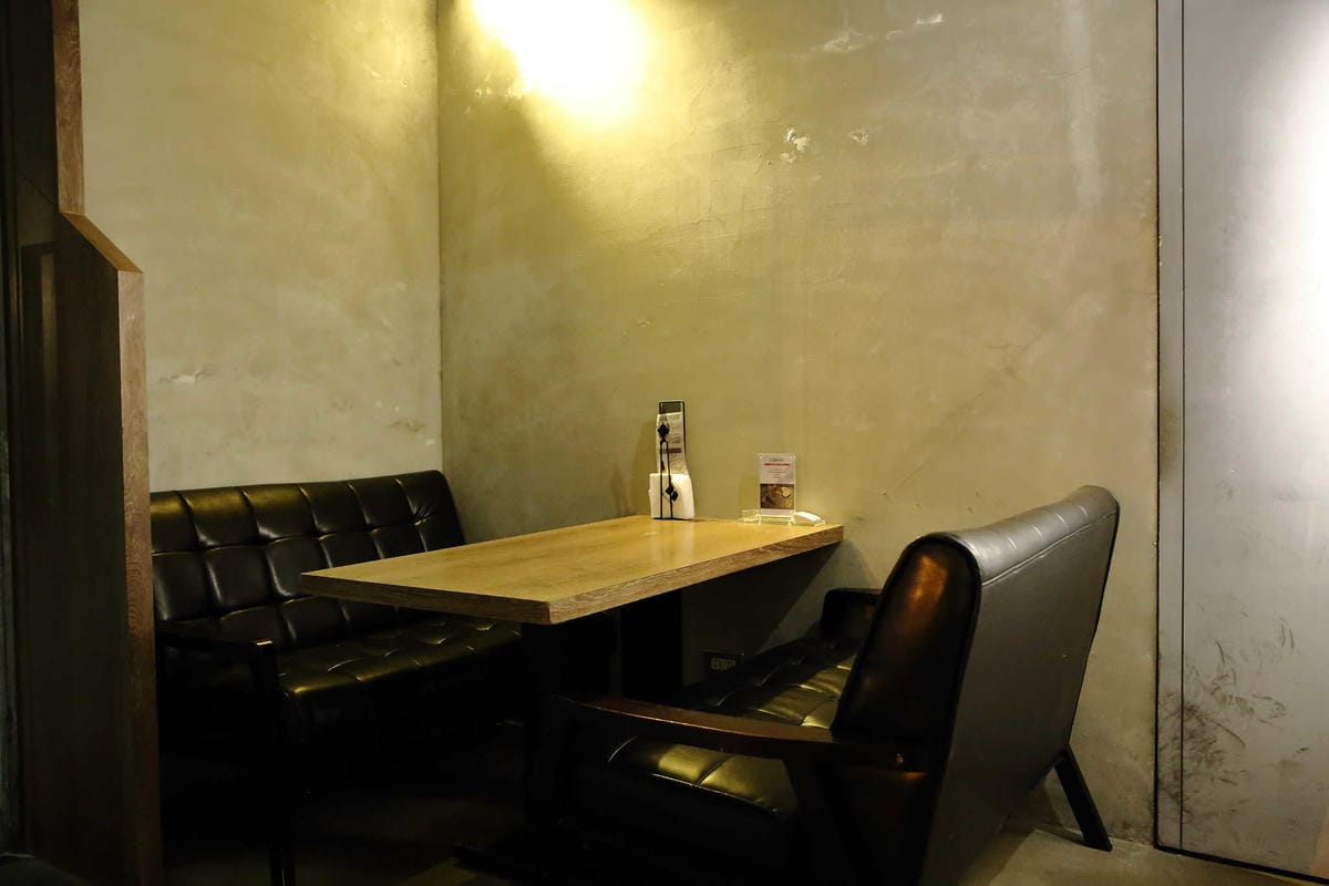 【食。台北】繆思咖啡Muse Café〜民生社區美食推薦。台灣味手路菜+多國創意料理，米其林星級炒飯這裡吃得到！