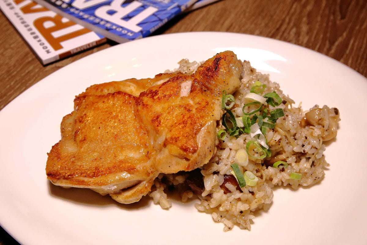 【食。台北】繆思咖啡Muse Café〜民生社區美食推薦。台灣味手路菜+多國創意料理，米其林星級炒飯這裡吃得到！