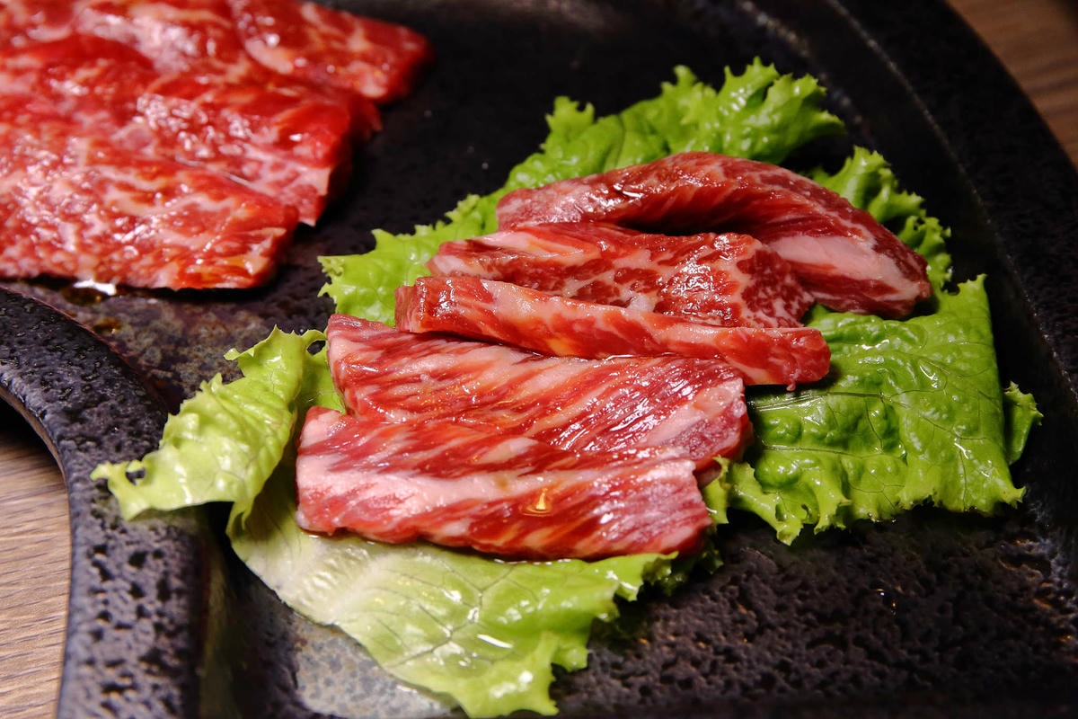 【食。桃園】山奧屋無煙燒肉〜工業風烤肉/近台茂購物中心,高品質燒肉套餐,吃爽爽CP值超高(生日我最大壽星好康優惠)