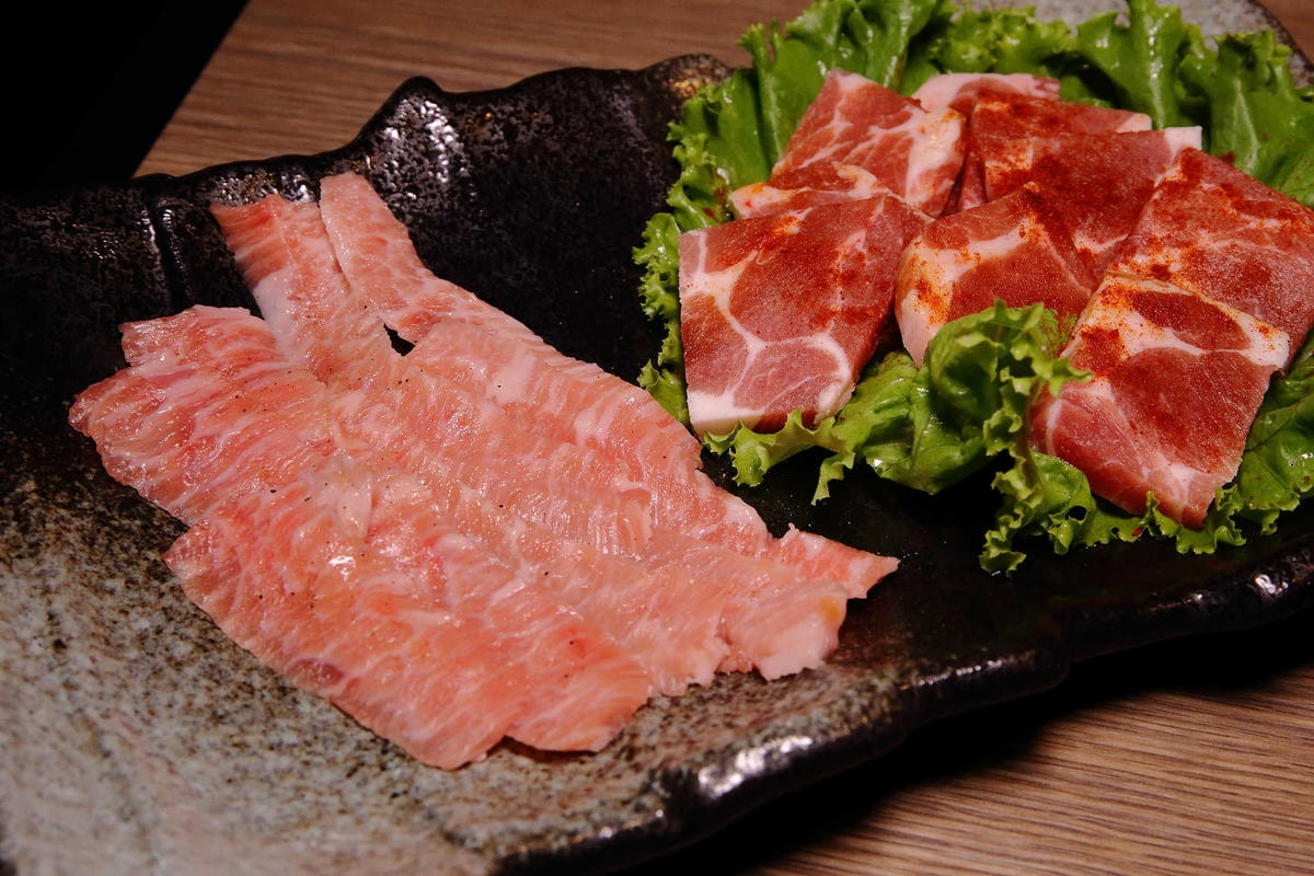 【食。桃園】山奧屋無煙燒肉〜工業風烤肉/近台茂購物中心,高品質燒肉套餐,吃爽爽CP值超高(生日我最大壽星好康優惠)