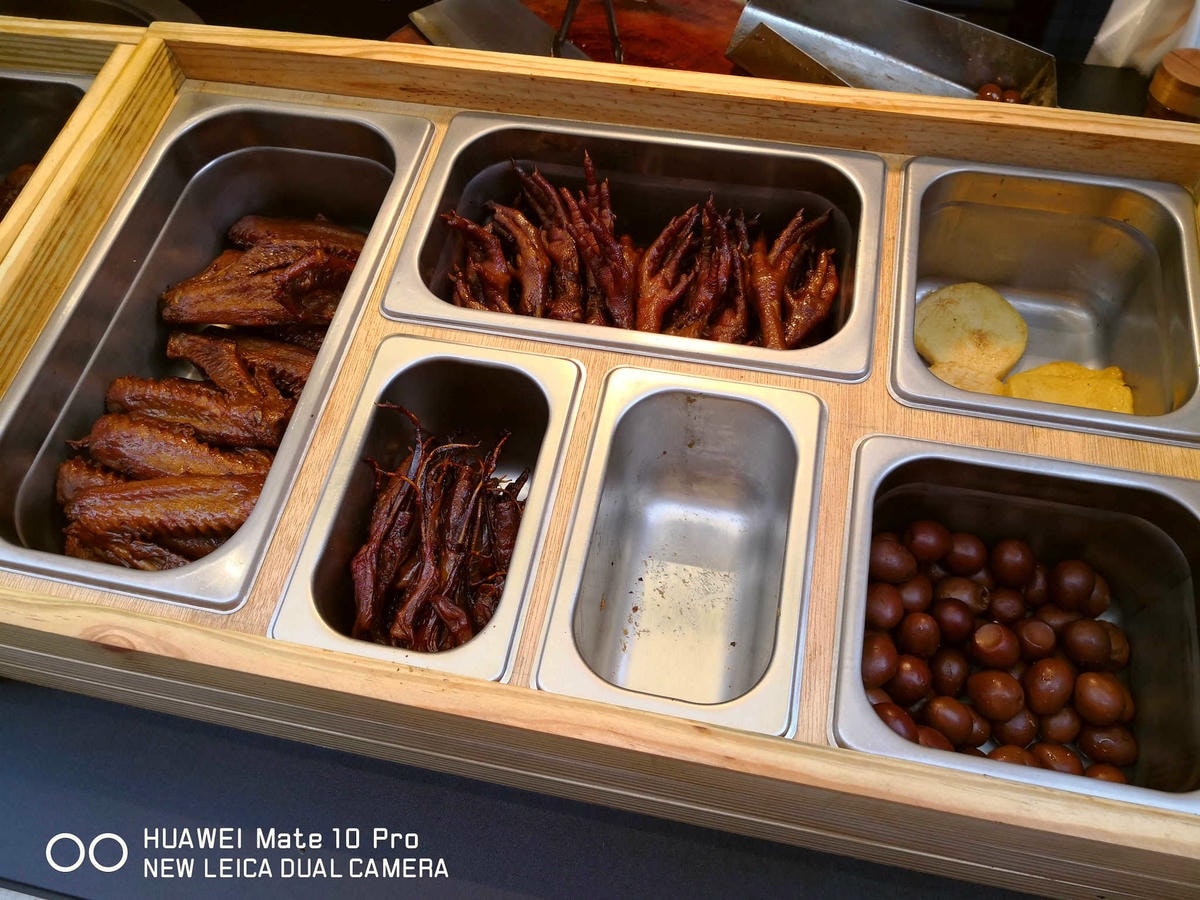 【食。永和】貳拾貳號鴨寮〜復興商工美食推薦。鴨頭美味鑽進骨子裡,吮指樂無窮!(已歇業)