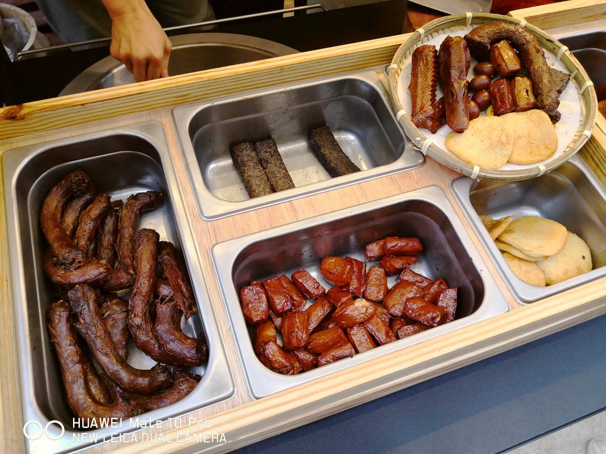 【食。永和】貳拾貳號鴨寮〜復興商工美食推薦。鴨頭美味鑽進骨子裡,吮指樂無窮!(已歇業)