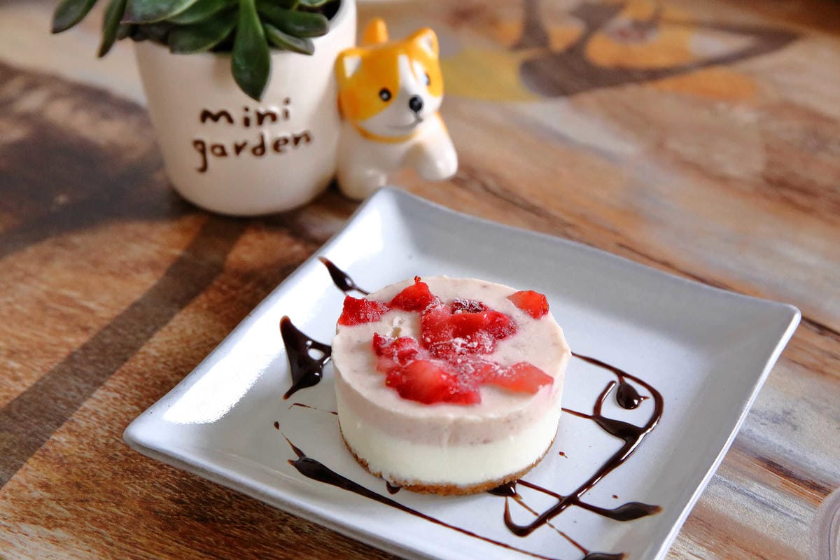 【食。中壢】晴天咖啡sunny cafe〜IG打卡新亮點！隱身巷弄老宅打造咖啡館，一次擁有彩繪&老屋風，文青最愛的懷舊愜意！(已歇業)