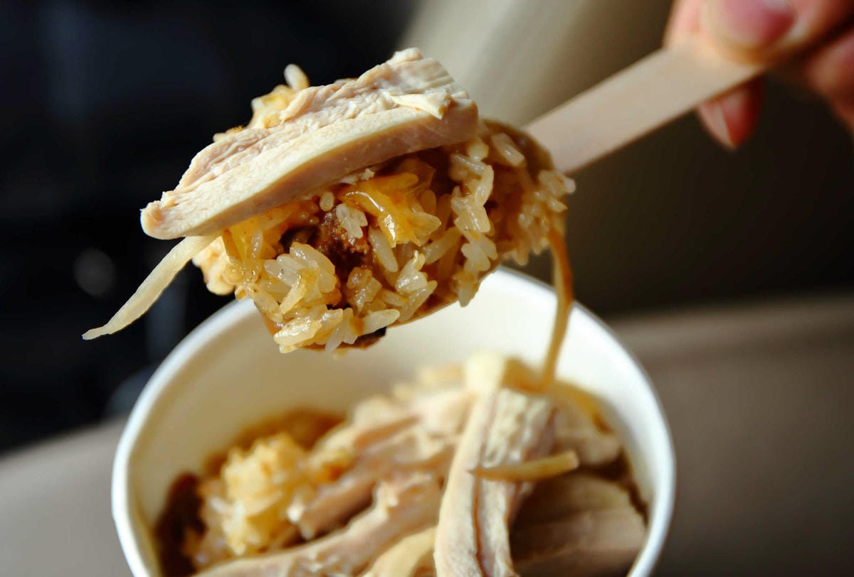 【食。八德】八塊油飯〜卡達車祖傳古早味油飯，一週只賣二天，超人氣限量晚來就吃不到啊！