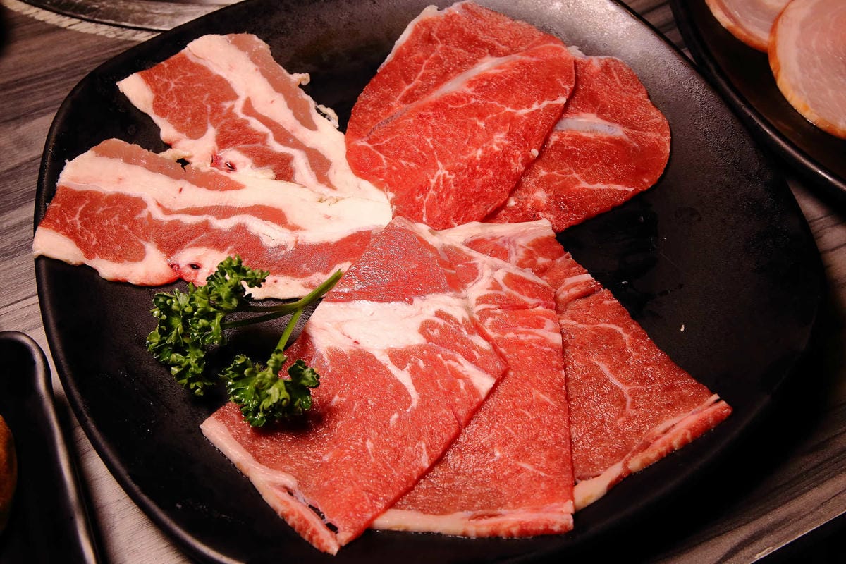 【食。中壢】晶焱日式燒肉店〜中壢燒烤吃到飽推薦。暴龍級燒肉品專賣！吃肉吃爽爽，肉食控必朝聖！(已歇業)