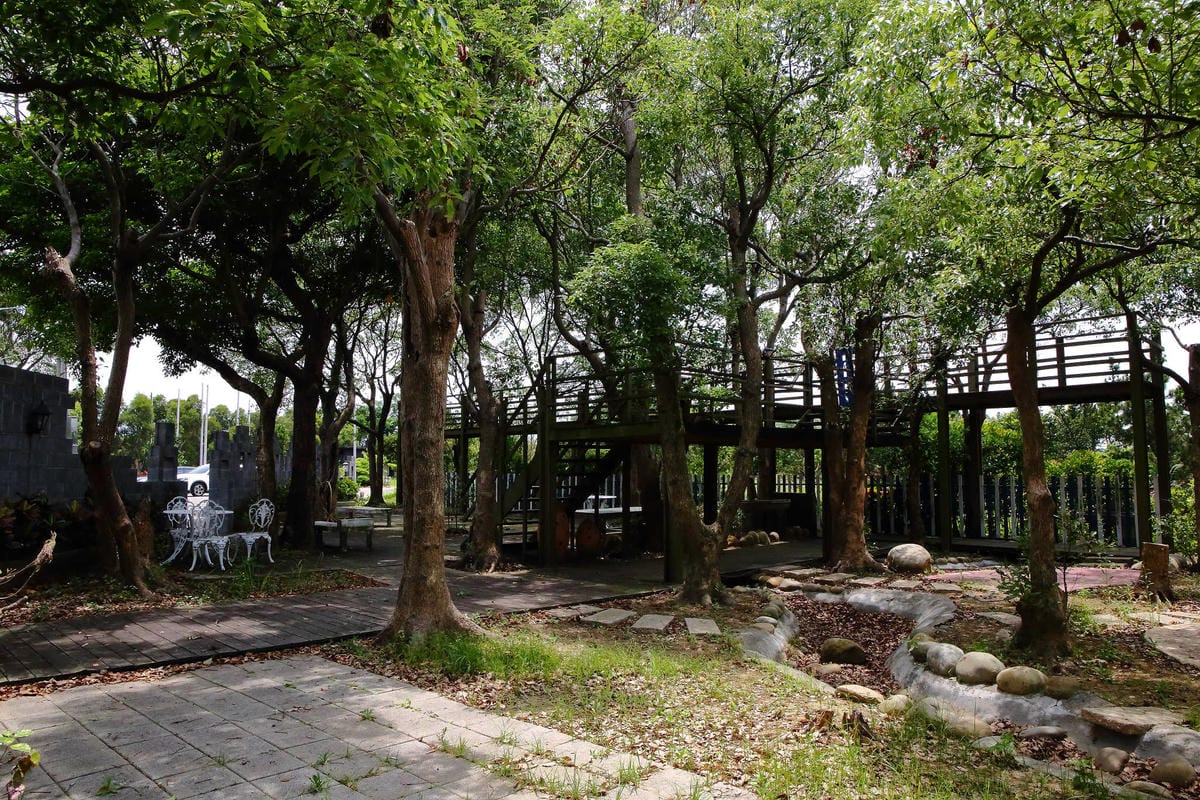 【食。大園】小弘曆 ∞ Hang Le〜桃園庭園餐廳推薦。可愛鄉村風餐廳，餐點超水準！平價又好吃，約會溜小孩都(已歇業)