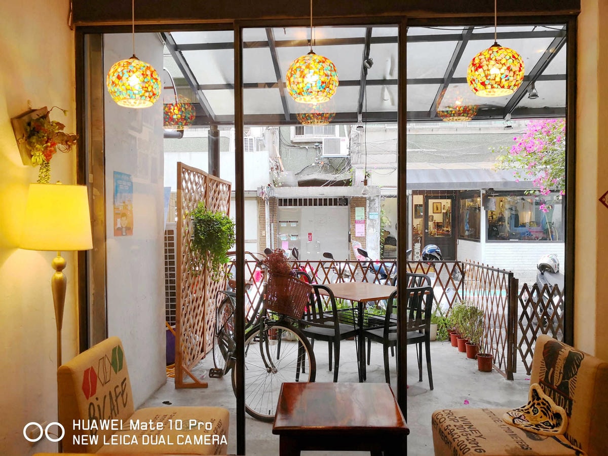 【食。台北】虎噗食多 • HOPE STORE〜師大路寵物友善餐廳。巷弄裡老房子美式餐廳,現做美味平價享受!(已歇業)