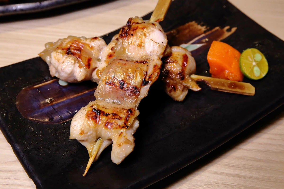 【食。台中】日四又魚 鰻魚飯專賣店〜太平必吃美食餐廳推薦。本壽司的新品牌登場!超平價美味,爽爽吃鰻魚飯!