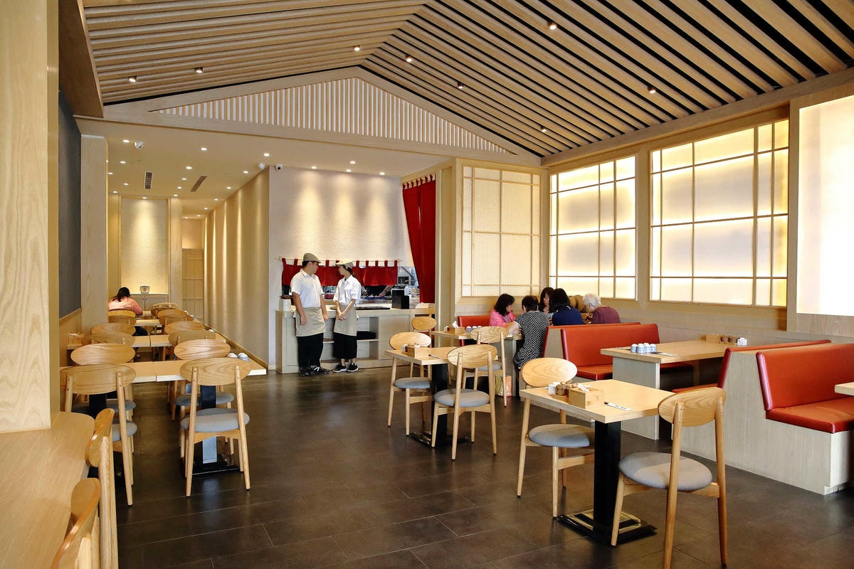 【食。台中】日四又魚 鰻魚飯專賣店〜太平必吃美食餐廳推薦。本壽司的新品牌登場!超平價美味,爽爽吃鰻魚飯!