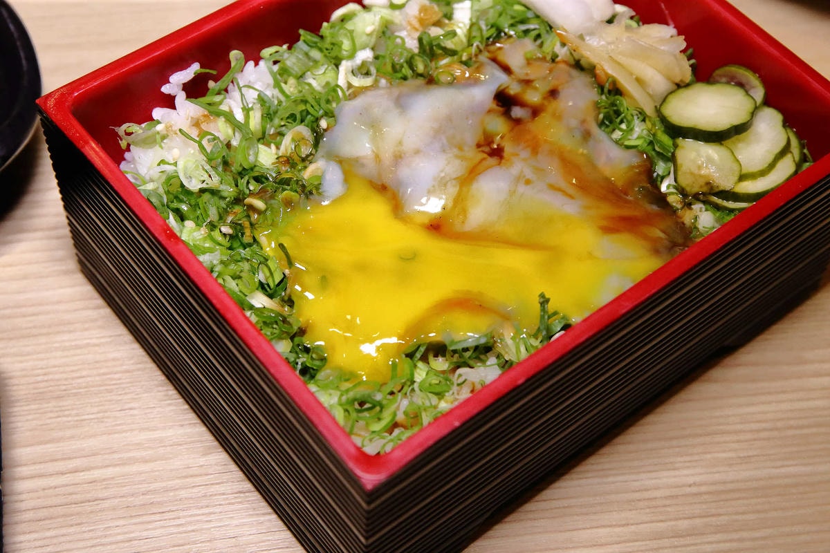 【食。台中】日四又魚 鰻魚飯專賣店〜太平必吃美食餐廳推薦。本壽司的新品牌登場!超平價美味,爽爽吃鰻魚飯!