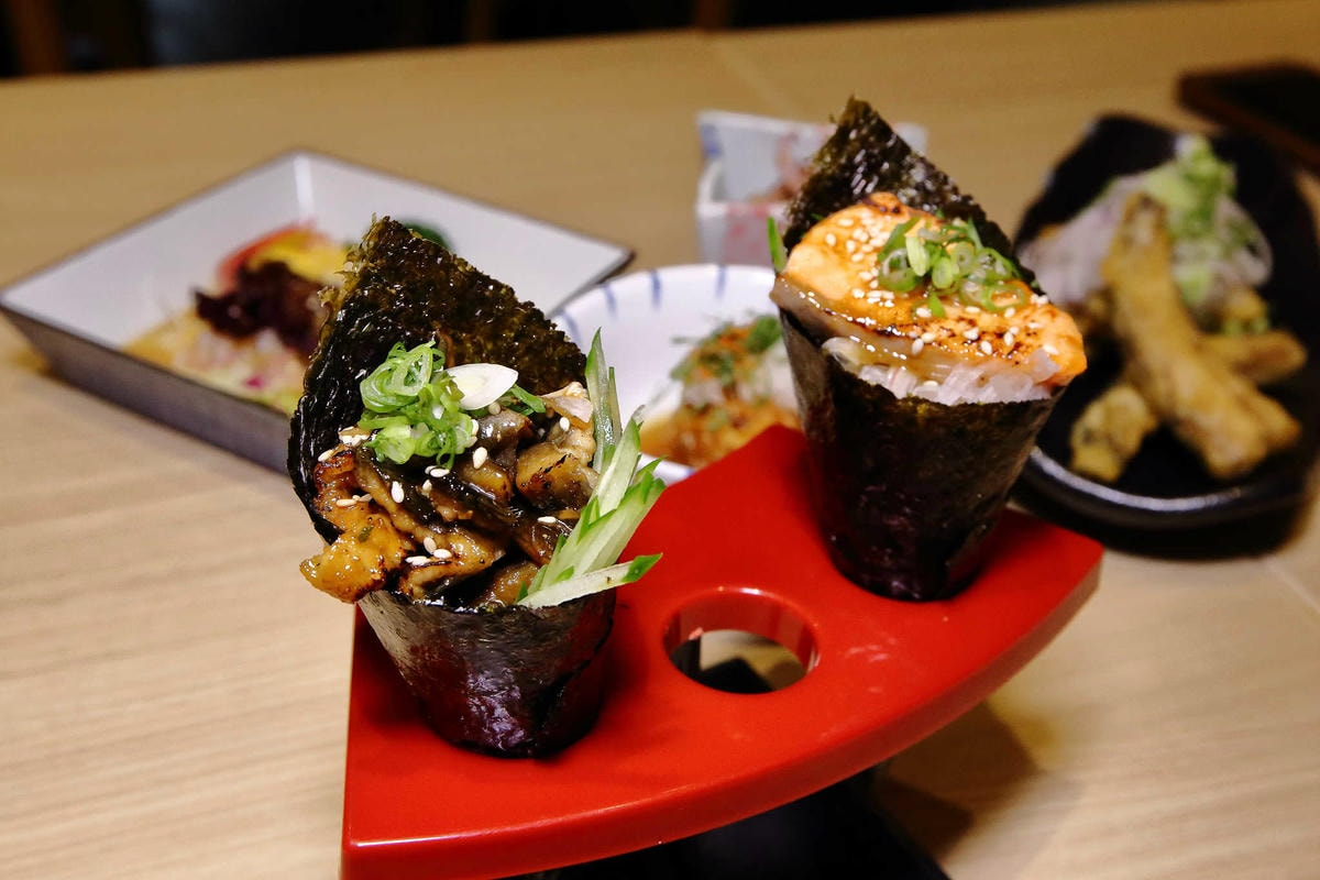 【食。台中】日四又魚 鰻魚飯專賣店〜太平必吃美食餐廳推薦。本壽司的新品牌登場!超平價美味,爽爽吃鰻魚飯!