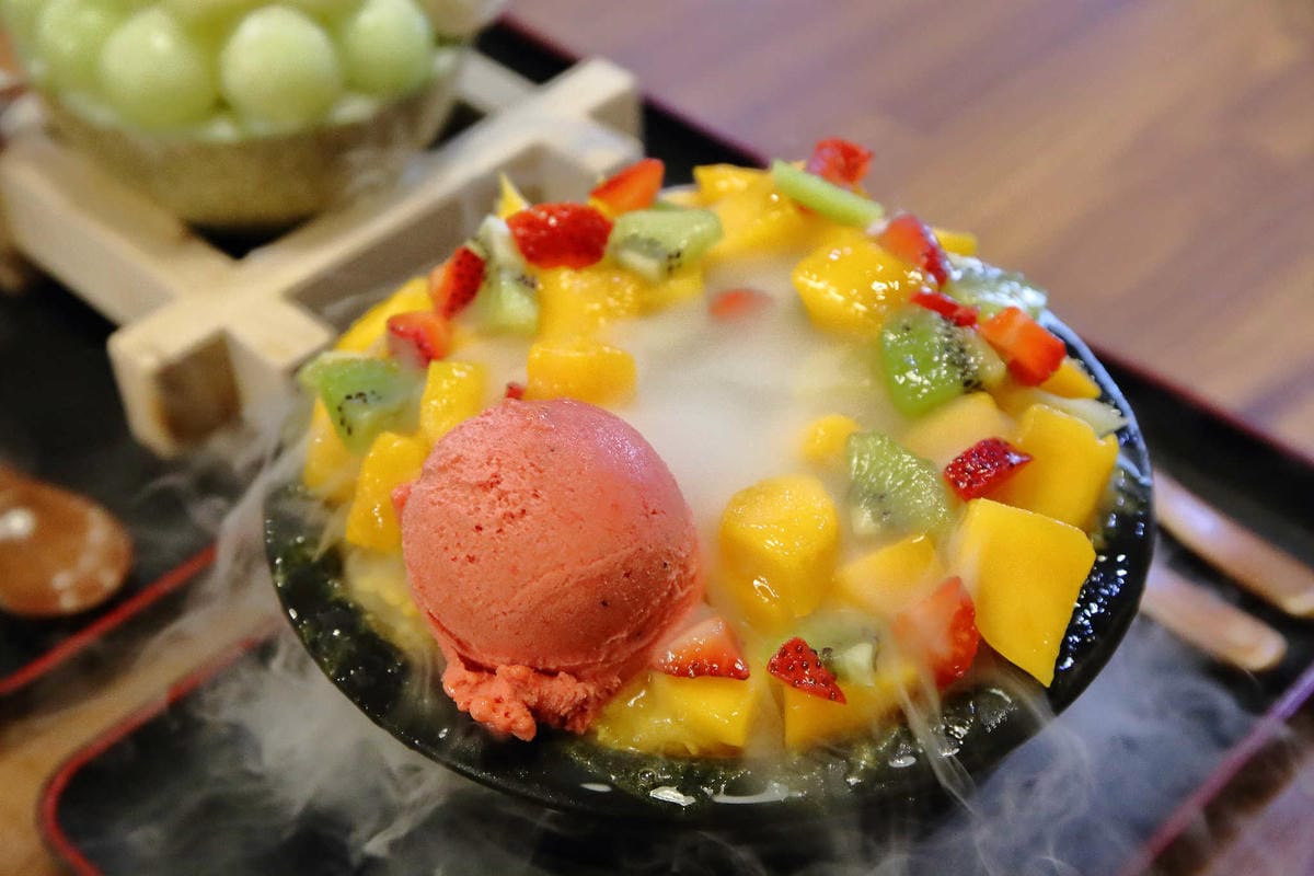 【食。中壢】Papake Gelato 帕帕克的店 – 中原店〜IG打卡冰品熱搜！煙霧裊裊中的浪漫，今夏必吃的療癒系冰品！(已歇業)