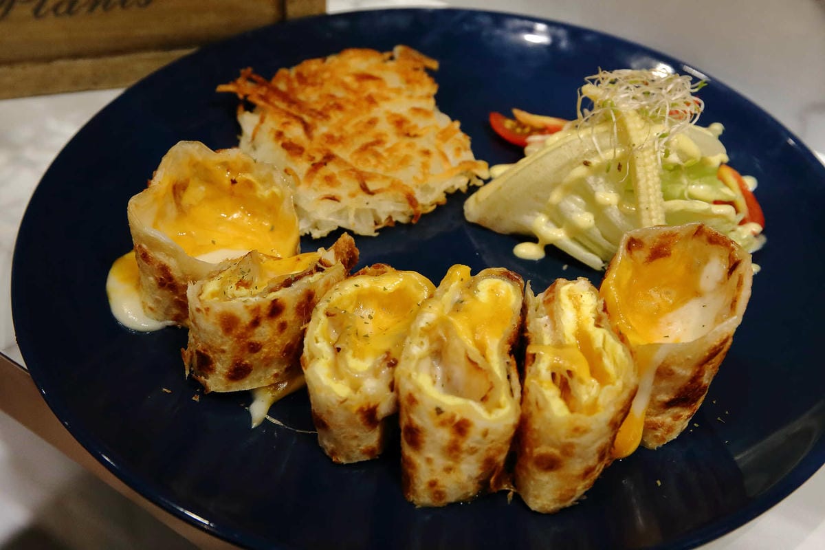 【食。蘆洲】丄青初食〜蘆洲早午餐推薦。乾燥花文青風早午餐，IG網美打卡新地標，竟然有台灣小吃刈包！(已歇業)