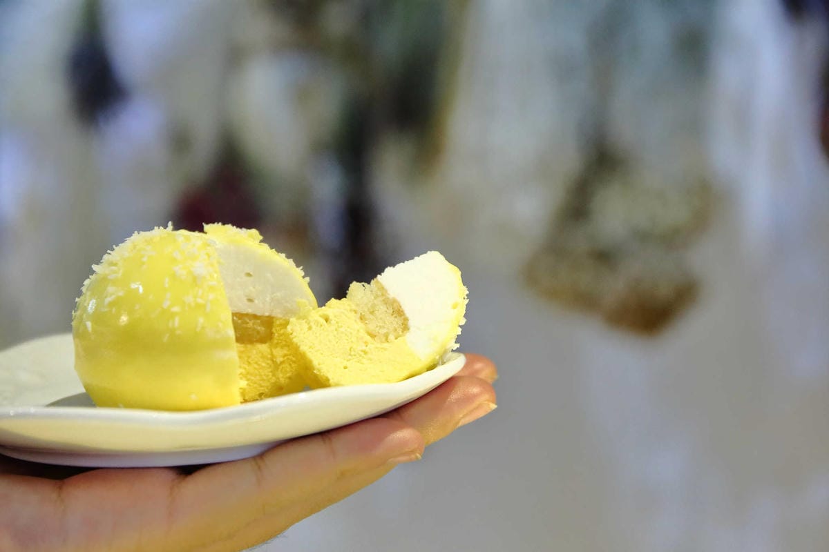 【食。台北】Ludique Crème調皮奶油〜「網美系」夢幻甜點店。超好拍的盪鞦韆跟乾燥花牆，可愛店狗陪妳下午茶