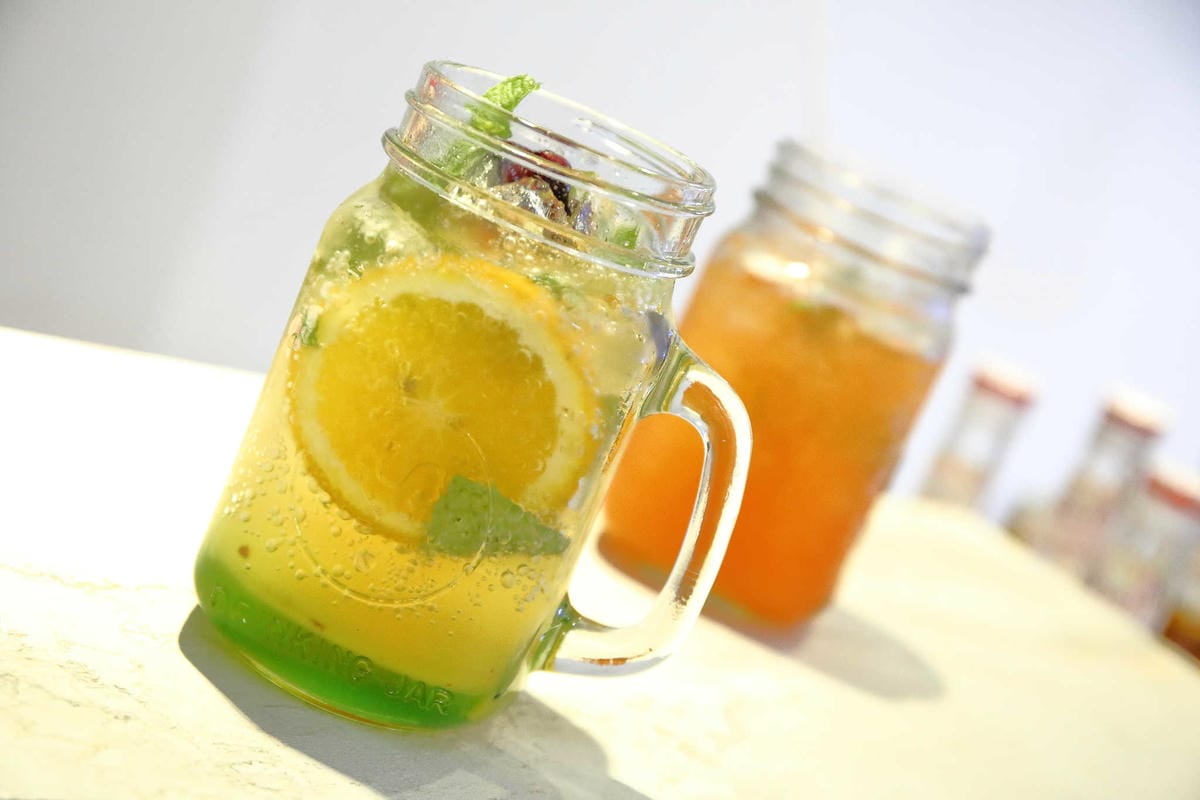 【食。台北】Ludique Crème調皮奶油〜「網美系」夢幻甜點店。超好拍的盪鞦韆跟乾燥花牆，可愛店狗陪妳下午茶