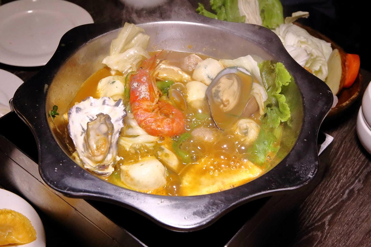 【食。台北】W. 瓦法奇朵〜地表最強飲料加購價99元，火鍋+牛排+義大利麵+下午茶想吃什麼都沒問題，聚會最好的選擇！