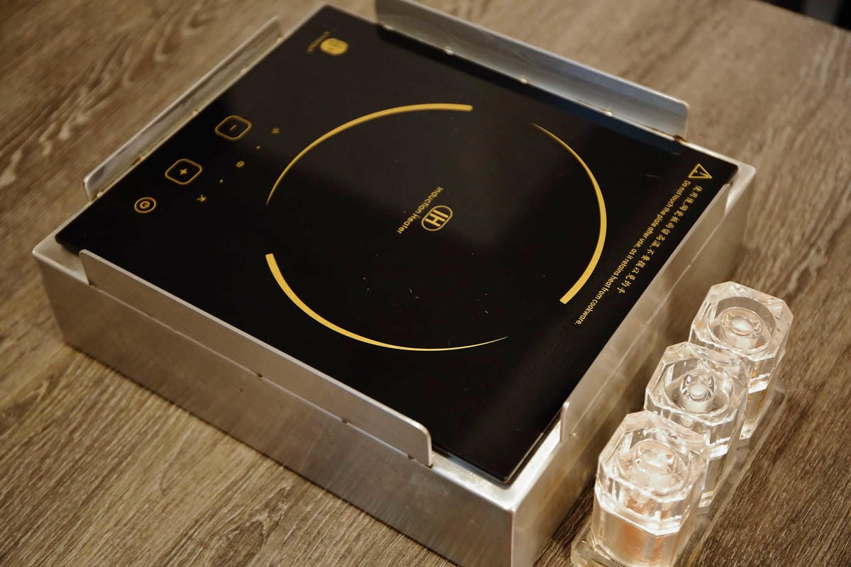 【食。台北】W. 瓦法奇朵〜地表最強飲料加購價99元，火鍋+牛排+義大利麵+下午茶想吃什麼都沒問題，聚會最好的選擇！