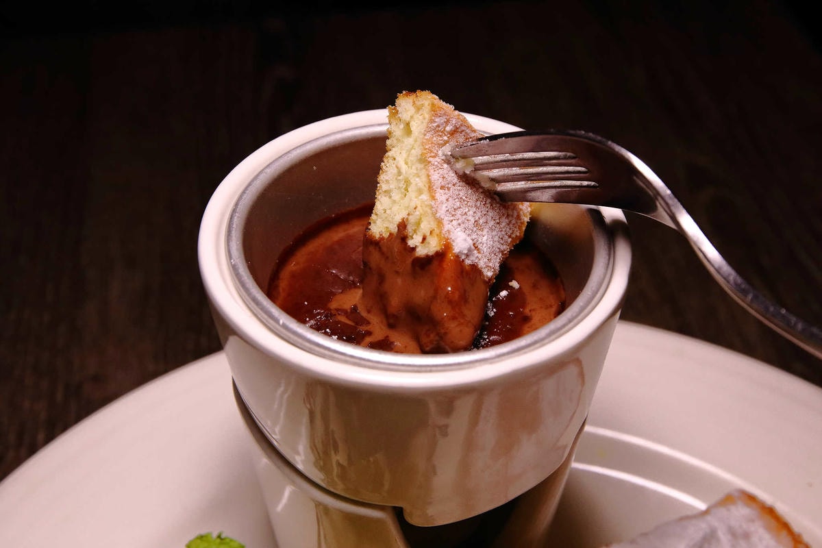 【食。台北】W. 瓦法奇朵〜地表最強飲料加購價99元,火鍋牛排義大利麵下午茶想吃什麼都沒問題,聚會最好的選擇!