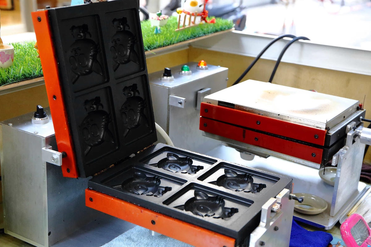 【食。中壢】喵星燒 Meow〜中原夜市美食。創新丹麥甜點,千層起酥系列,超萌可愛度爆表的手作貓咪點心!(已歇業)