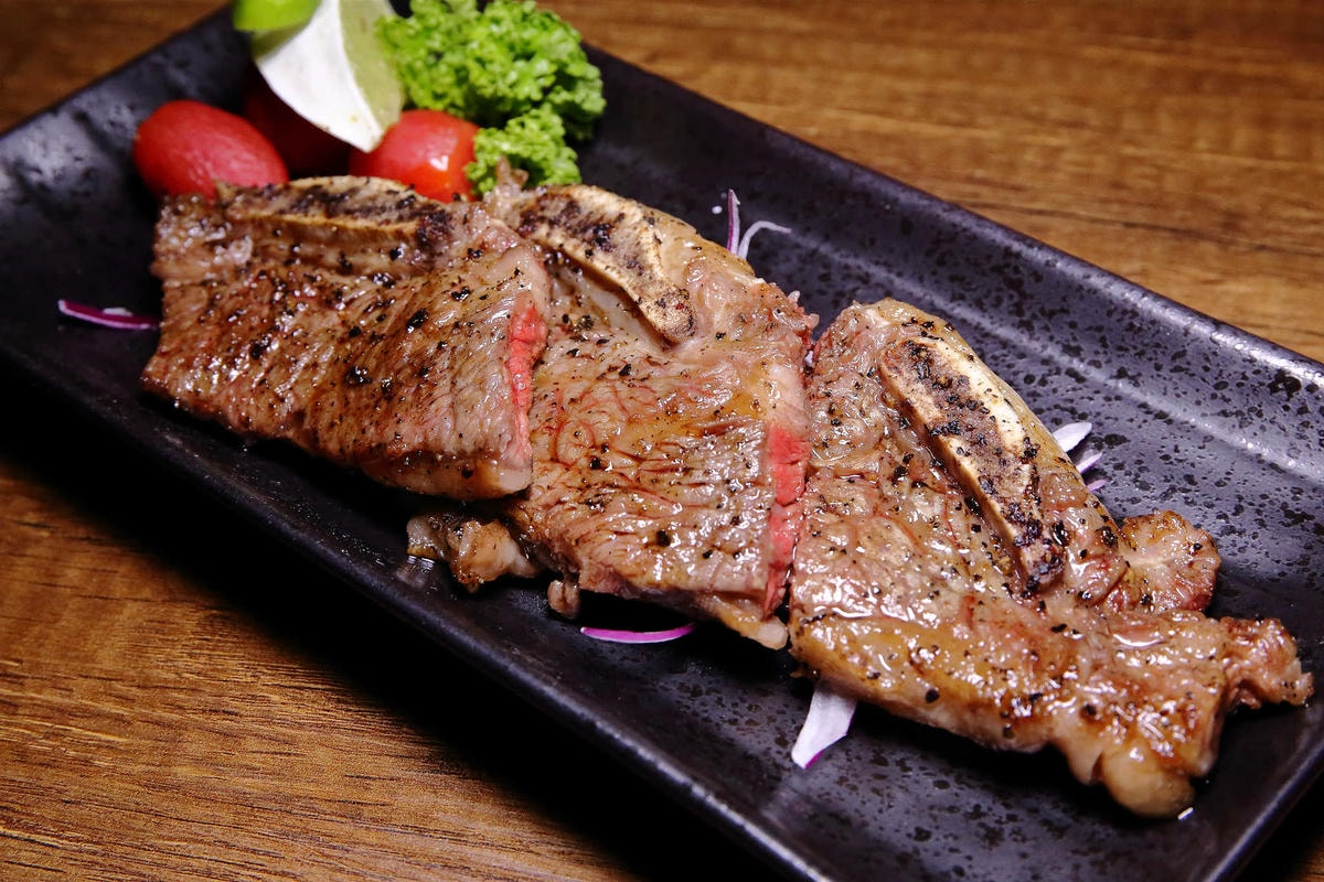 【食。台北】錦虎木炭串燒專門店〜東區串燒居酒屋。深夜食堂X居酒屋,傳承日本職人燒烤的精神,老饕限定!