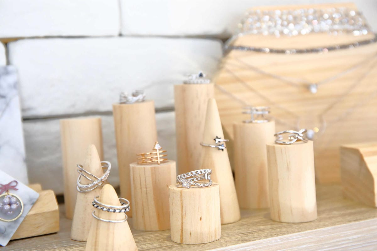 【食。新竹】K.more – Cafe〜乾燥花結合咖啡廳少女的拍照聖地！浪漫氛圍，網美IG都來這間！(已歇業)