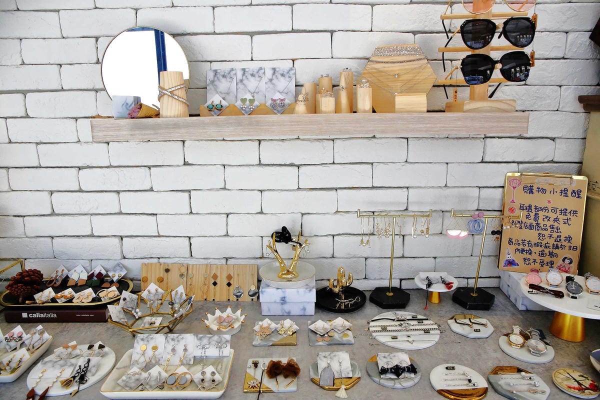 【食。新竹】K.more – Cafe〜乾燥花結合咖啡廳少女的拍照聖地！浪漫氛圍，網美IG都來這間！(已歇業)