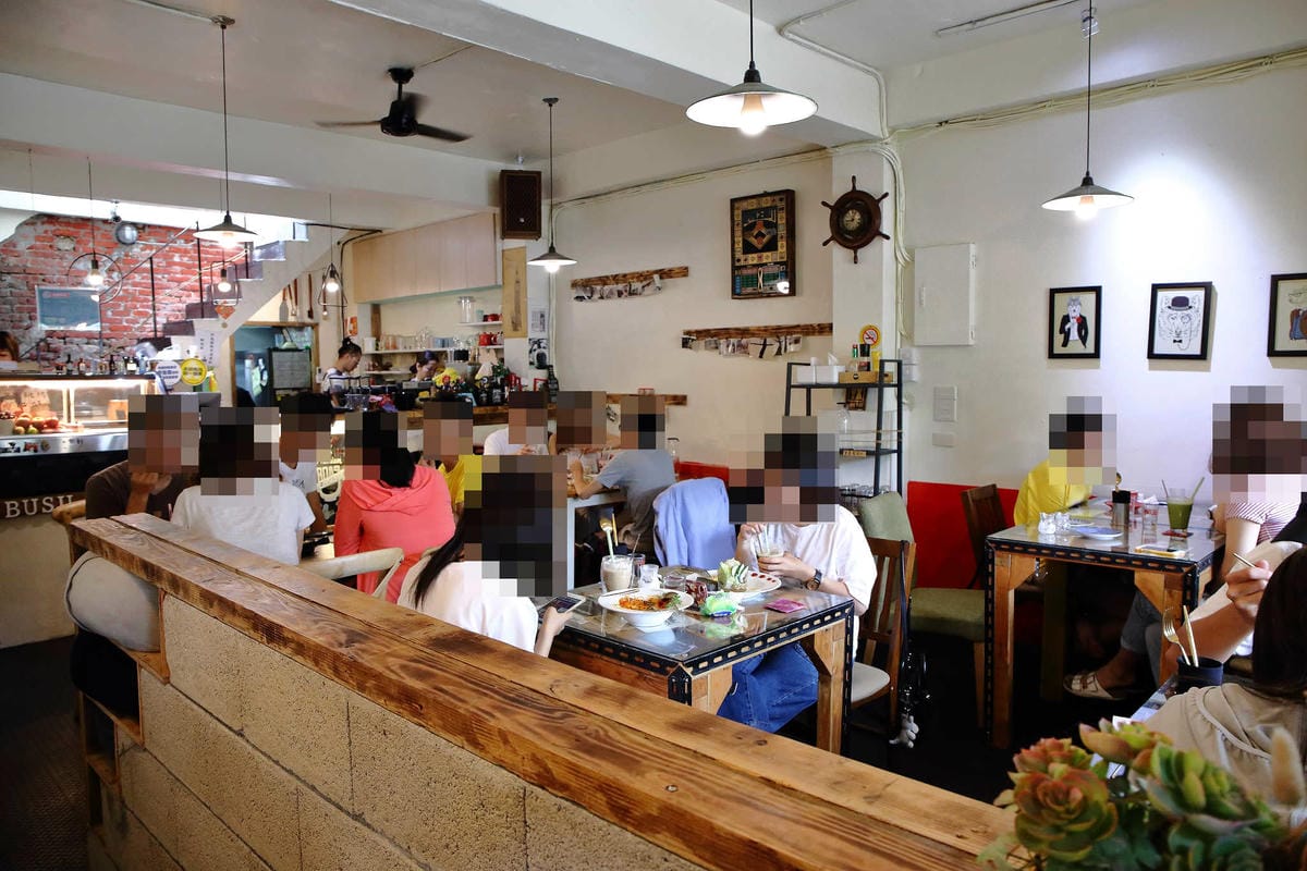 【食。大溪】丑咖啡 BU-SU café〜就愛老宅！文青必去！大溪老宅改造咖啡館，不只好吃還好拍！