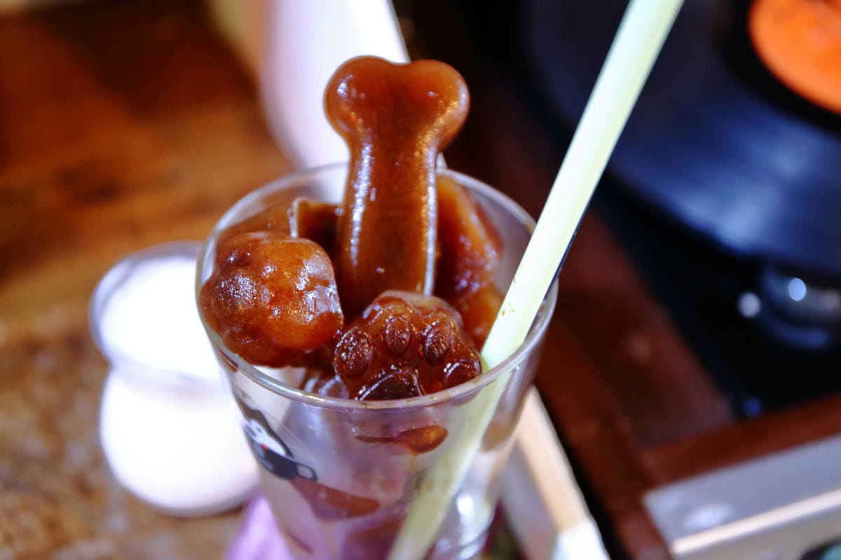 【食。大溪】丑咖啡 BU-SU café〜就愛老宅！文青必去！大溪老宅改造咖啡館，不只好吃還好拍！