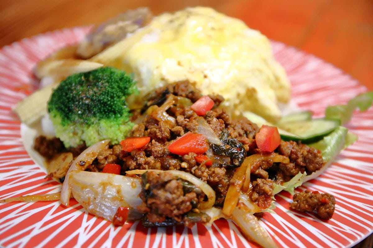 【食。大溪】丑咖啡 BU-SU café〜就愛老宅！文青必去！大溪老宅改造咖啡館，不只好吃還好拍！