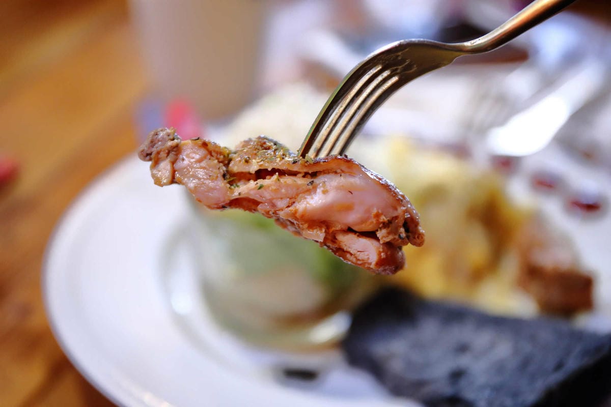 【食。大溪】丑咖啡 BU-SU café〜就愛老宅！文青必去！大溪老宅改造咖啡館，不只好吃還好拍！