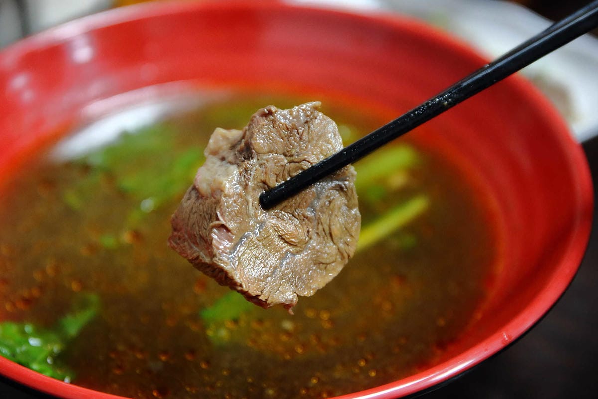 【食。新莊】吠柴手作餃子〜史上最機車的水餃？內行人才知道的新莊美食新莊水餃，每日手工現包限量，吃過一次就回不去了！(已歇業)