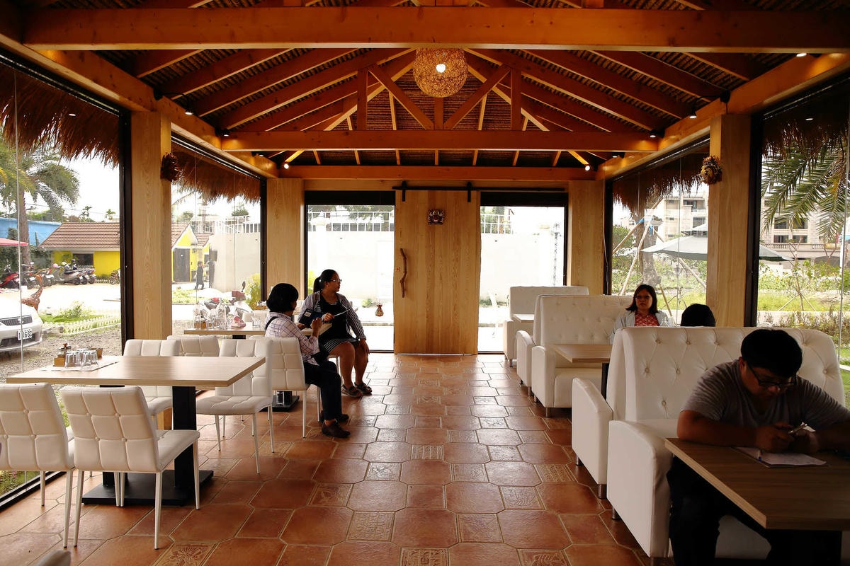 【遊。彰化】琉璃仙境〜彰化一日遊行程推薦。婚紗外拍景點、婚禮攝影夢幻莊園,專為拍美美照設計