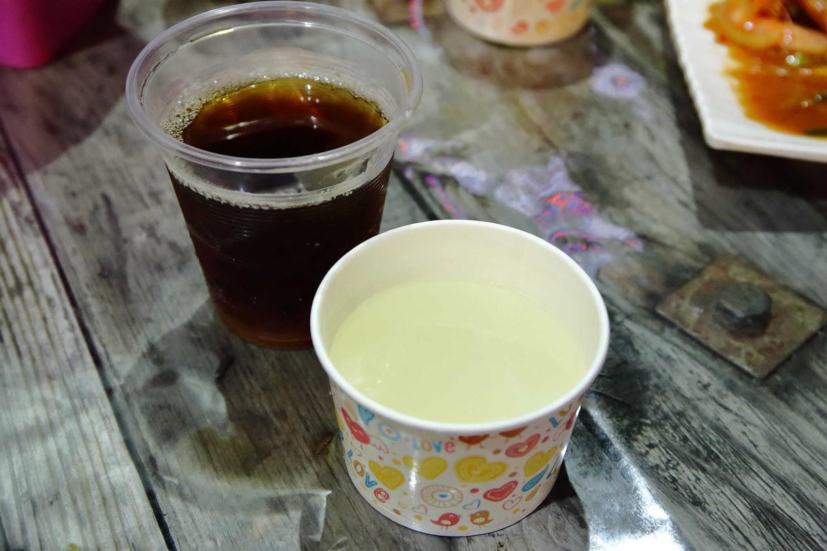 【食。台中太平】胖大爺骰子牛豬雞x鐵板炒飯麵〜宵夜文這「一隻」太超過!太平好味道!在地達人推薦的話題美食!