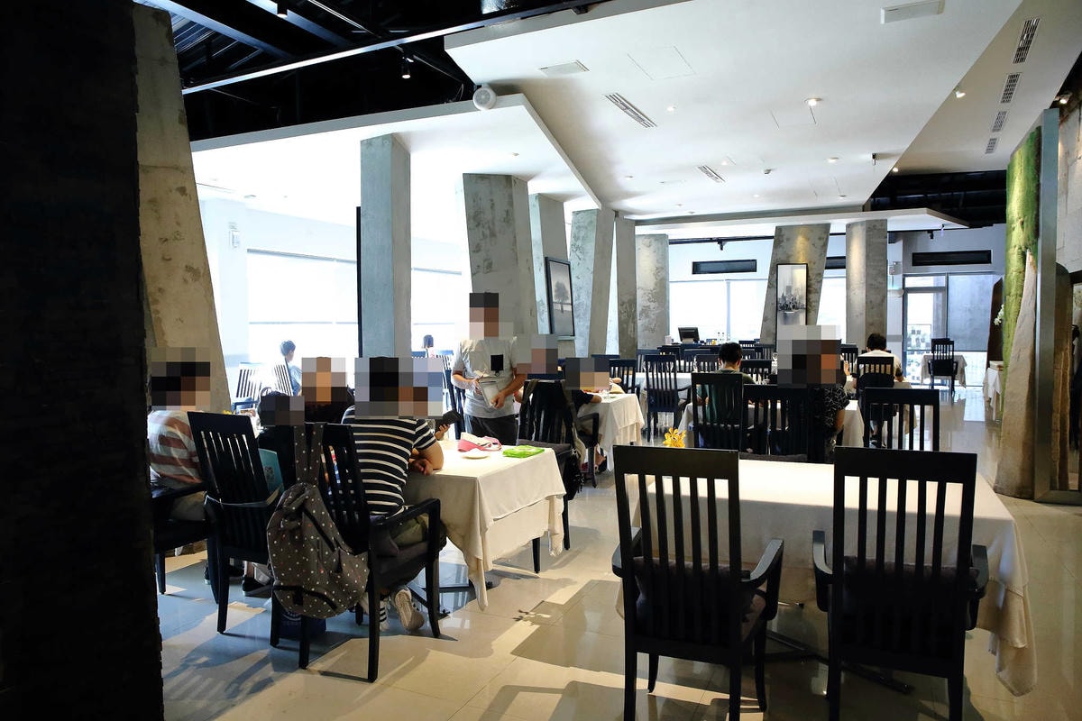 【食。台中】法月當代料理〜地表最強早餐!早餐吃龍蝦就是威!獨家口味、令人驚豔的浮誇早午餐,只要400多元耶!