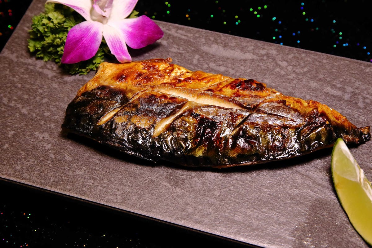 【食。內湖】東湖心時代美食廣場（燒烤霸）〜全新美食商場！特色小吃美食一次收集，露天燒烤+駐唱歌手，朋友齊聚厚答啦！