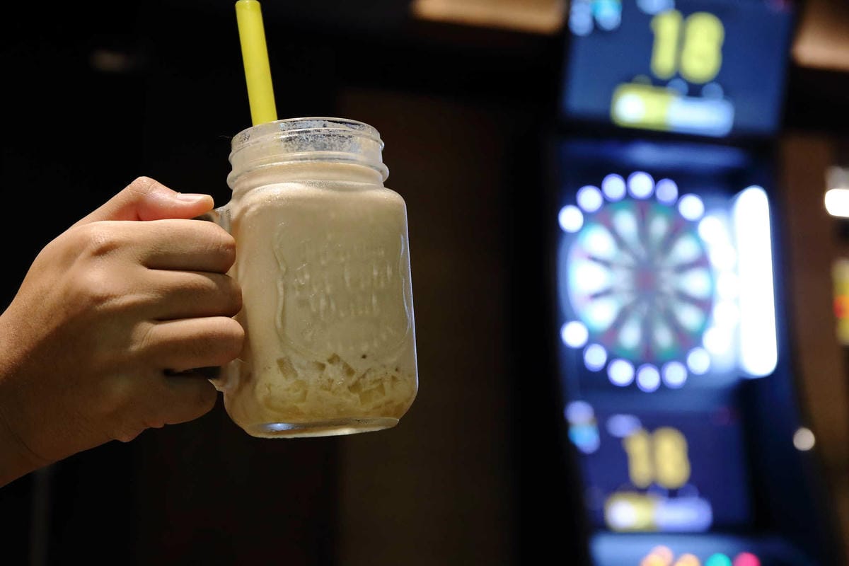 【食。內湖】東湖心時代美食廣場（燒烤霸）〜全新美食商場！特色小吃美食一次收集，露天燒烤+駐唱歌手，朋友齊聚厚答啦！