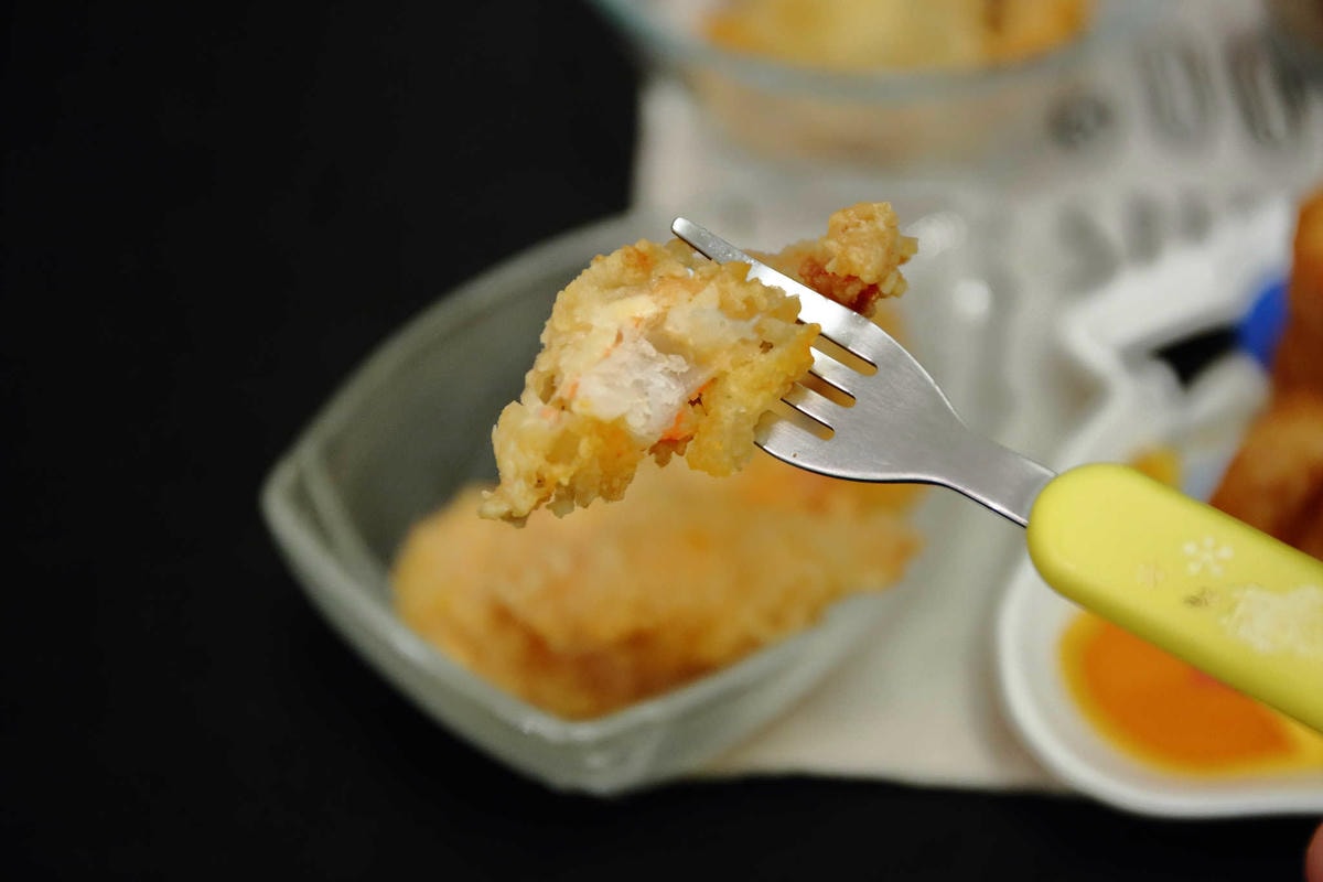 【食。台中】蝦帕SHRIMPPA台中店〜台中逢甲必吃美食。炸海鮮專賣店,停不了口!超涮嘴炸物料理,就是要讓大家邊走邊吃邊逛!