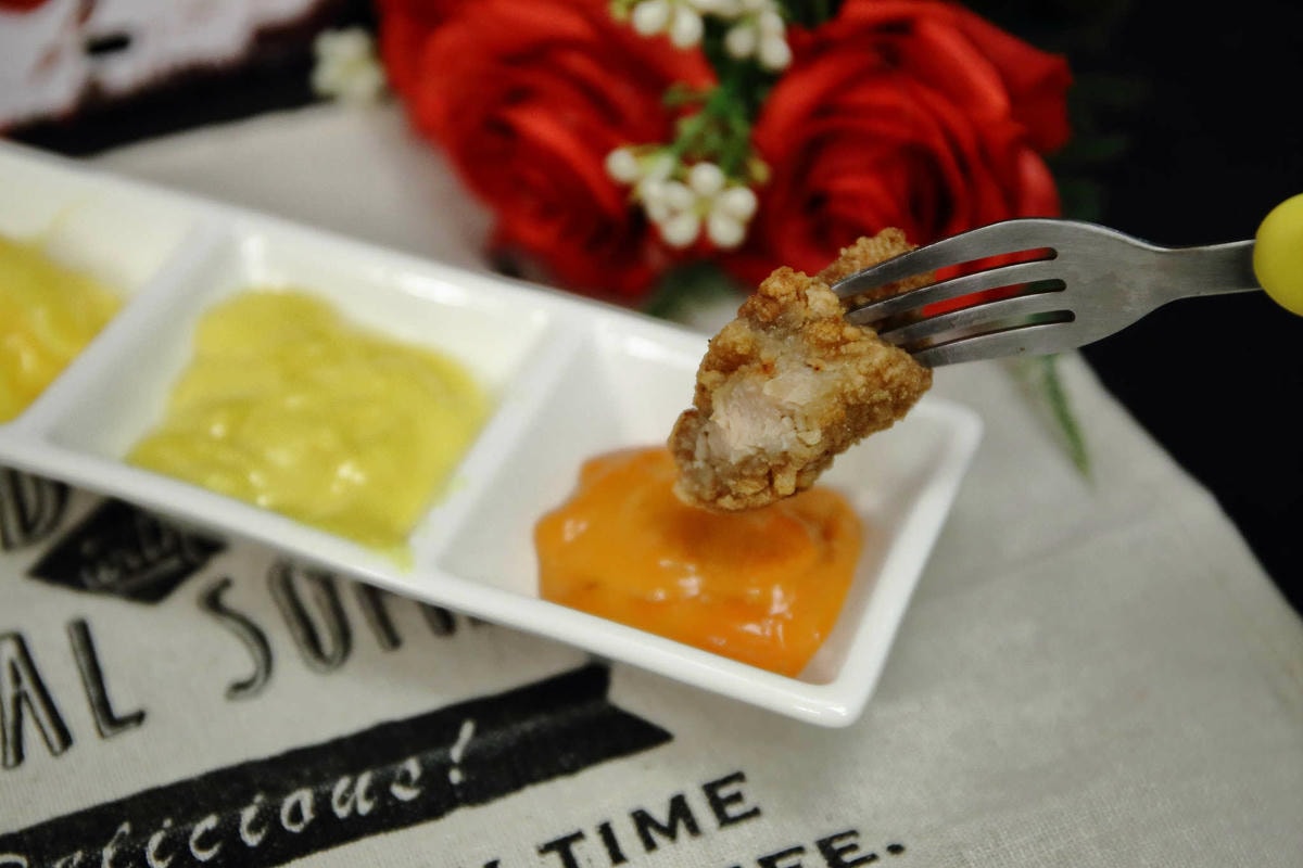 【食。台中】蝦帕SHRIMPPA台中店〜台中逢甲必吃美食。炸海鮮專賣店,停不了口!超涮嘴炸物料理,就是要讓大家邊走邊吃邊逛!