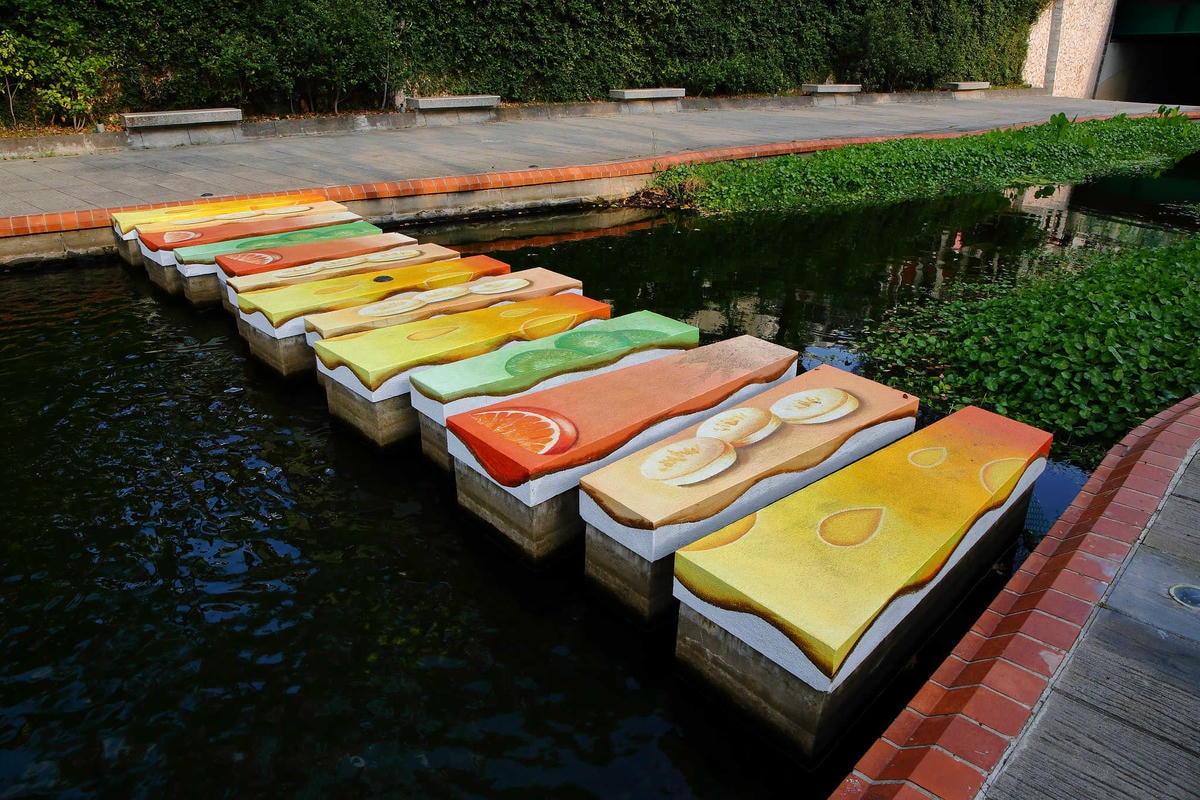 【遊。新莊】中港大排彩繪河廊親水公園〜台版清溪川!藝術彩繪打造浪漫水岸公園,散步看夕陽的好地方