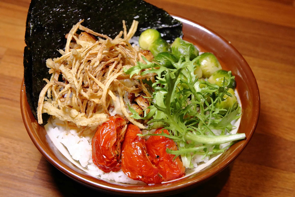 【食。新莊】中保無限家 新莊生活館〜新莊巷弄美食!就像「在鄰居家吃飯」,帶你重溫家的好味道