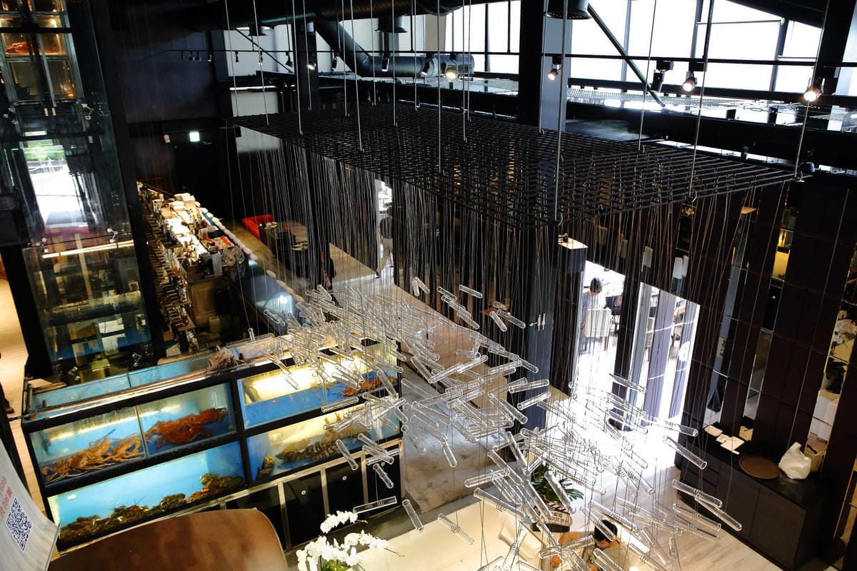 【食。台中】印月創意東方宴〜1鴨3吃新潮吃法！桌邊片鴨秀，皮脆肉嫩噴汁，創意美味，特色料理，來台中絕不能錯過的美食！