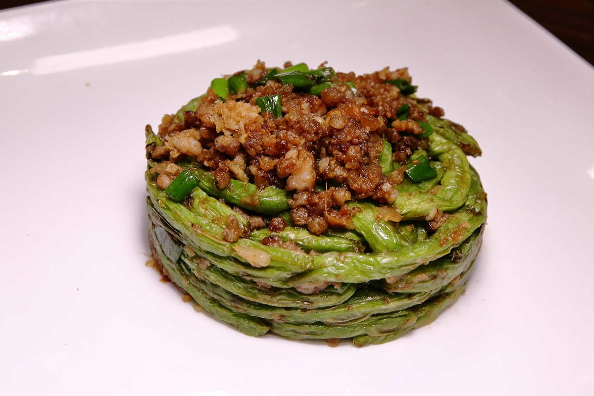 【食。台中】印月創意東方宴〜1鴨3吃新潮吃法！桌邊片鴨秀，皮脆肉嫩噴汁，創意美味，特色料理，來台中絕不能錯過的美食！